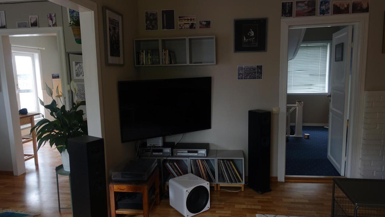 Svingen Apartments Балестранд Екстериор снимка